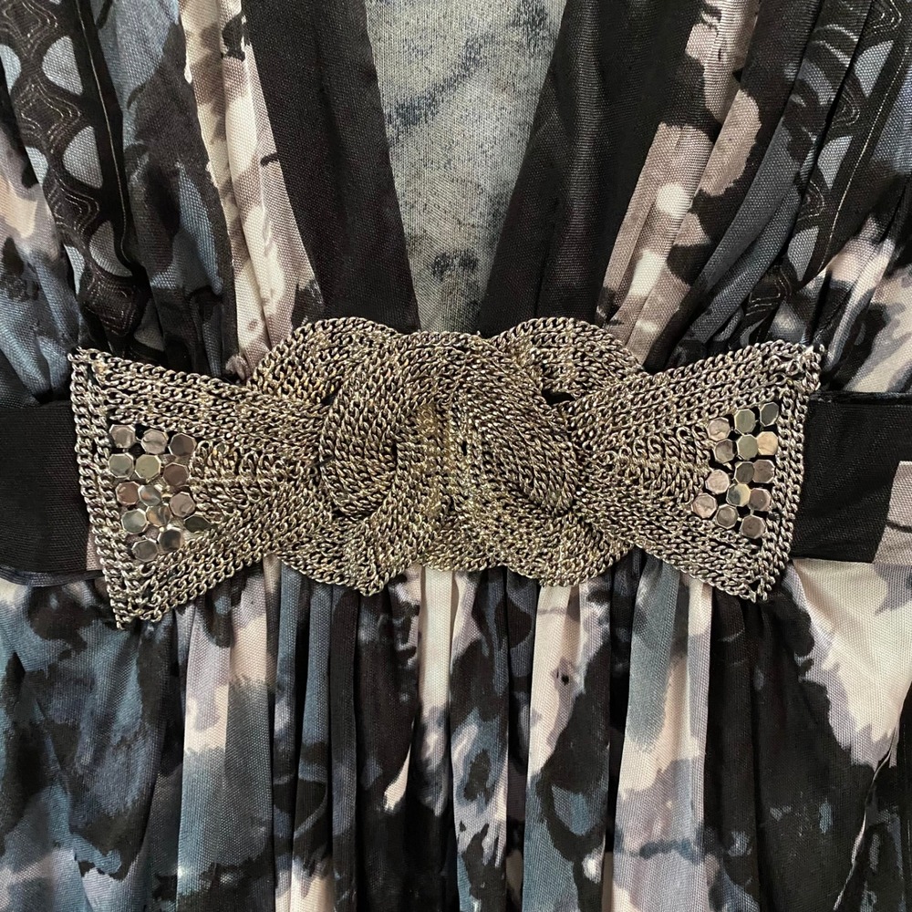 Sky Embellished Rhinestone Plunge Neck Patterned Stretchy Glam Top NEW Small - Picture 2 of 5
